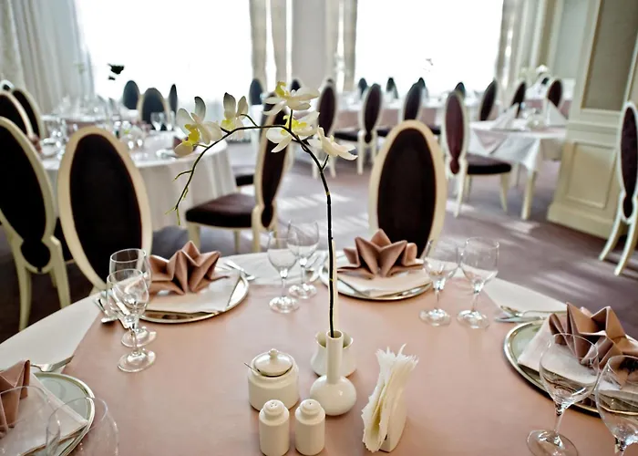 Hotel Prezydencki 3-Star
